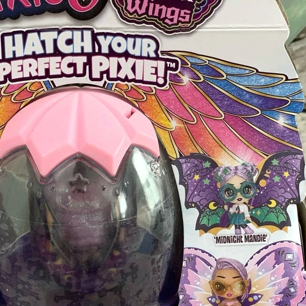 Midnight Mandie New Hatchimals Pixies Wilder Fabric Wings Doll Accessories Set